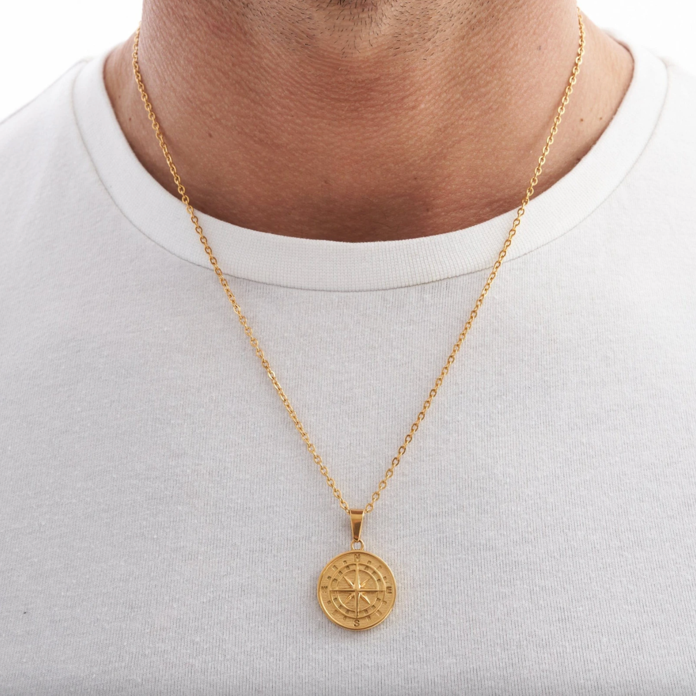 LuxeChain™ - Luxury Compass Pendant Necklace - Verrarie - Luxe Gold